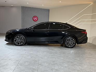 Toyota: Toyota Camry: 2025 г., 2.5 л, Вариатор, Гибрид, Седан — 4