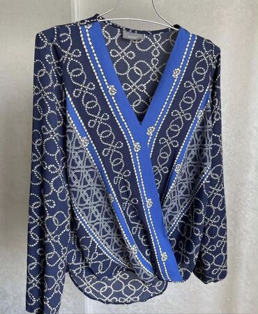 женские футболки со стразами: Футболка, Классическая модель, Германия, H&M, Вискоза, Новый, XS (EU 34)