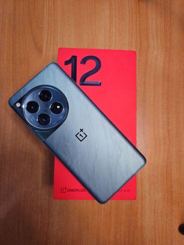 OnePlus: OnePlus 12, Б/у, 256 ГБ, цвет - Зеленый, 2 SIM