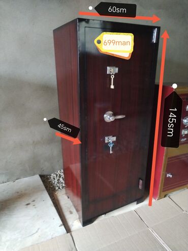 Seyflər: Seyf Türk zavod malı . Yanmayan oda davamlı. İçi qumlu. Yüksək — 6