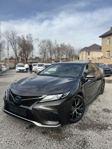 ланд круйзер: Toyota Camry: 2021 г., 2.5 л, Вариатор, Гибрид, Седан