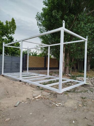 Помещения свободного назначения: Изготовляем каркас из металла любой сложности для мобильных домиков и