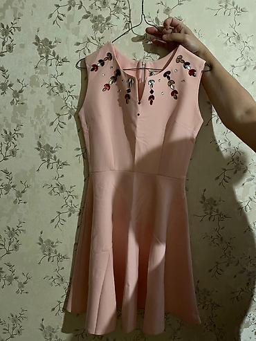 Qadın geyimləri: Zərif dizaynda qısa don - Rəng: pudra/şaftalı çaları - Model: ətəyi — 1