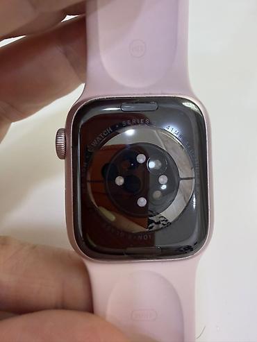 Apple Watch: Смарт‑часы Apple Watch 9 серия в розовом/светло‑розовом цвете корпуса — 5