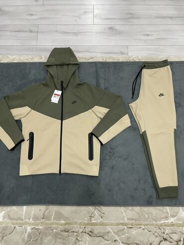 булгари тайгер цена бишкек: Nike tech fleece 
Цена 3500 сом 
Размер L