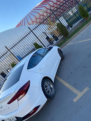 hongqi e: Hyundai Avante: 2020 г., 1.6 л, Автомат, Газ, Седан — 5