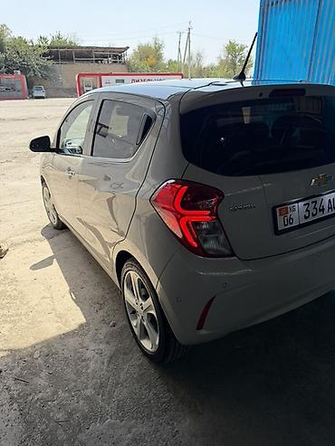 ли 9 авто: Chevrolet Spark: 2021 г., 1 л, Вариатор, Бензин, Хэтчбэк — 3