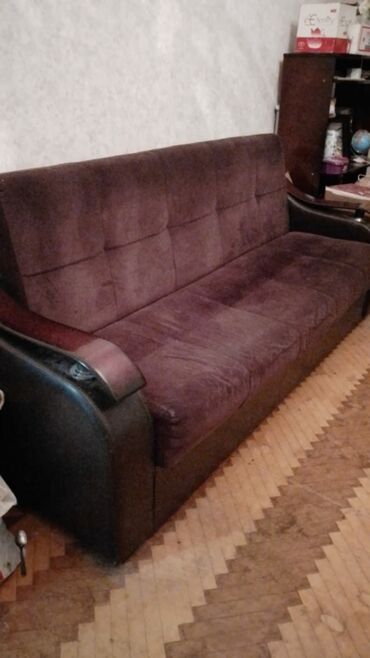 Ev üçün digər mebel: Di̇van-kravat, İşlənmiş, Açılan, Bazalı, Çatdırılma yoxdur