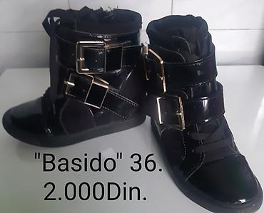 Gležnjače: Basido patike/gležnjače – broj 36 - Crne,veštačka lakirana koža sa — 1