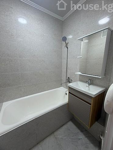 105: 2 комнаты, 48 м², 7 мкр 105 серия, 5 этаж, Евроремонт — 2