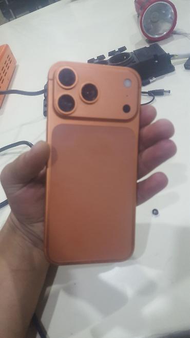 iphone dubay versiya: IPhone 17 Pro Max, 512 GB, Narıncı, Qırıq — 2