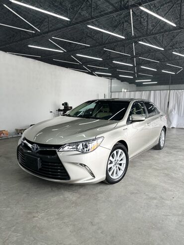 Toyota: Toyota Camry: 2015 г., 2.5 л, Вариатор, Гибрид, Седан