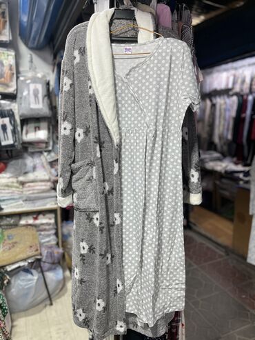 Ночные сорочки: В роддом сорочки,комплекты двойки тройки Широкий ассортимент рынок — 27