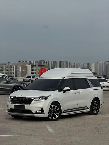 Kia: Kia Carnival: 2022 г., Минивэн — 21