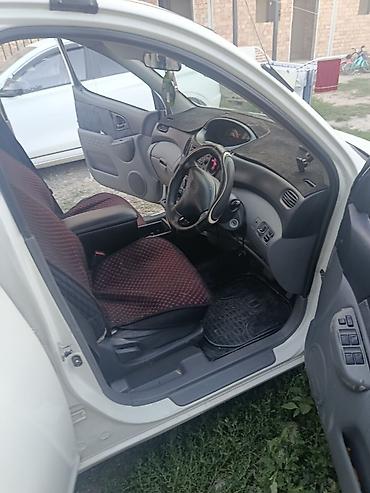 bongo бонго: Toyota Funcargo: 2000 г., 1.3 л, Автомат, Бензин, Минивэн — 4