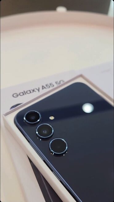 samsung galaxy note 9: Samsung Galaxy A55, Б/у, 256 ГБ, цвет - Черный, 2 SIM, eSIM