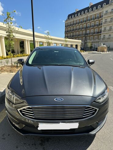 Ehtiyat hissələri: Ford Fusion: 2 l | 2017 il 189000 km Sedan