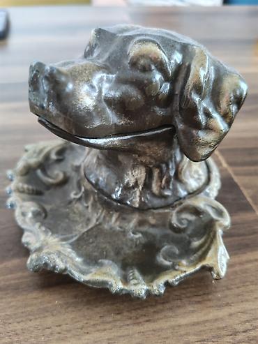 itmiş əşya: Məhsul: Metal it başlı masaüstü küyəhlik/siqaret külqabısı (açılan — 1