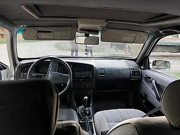 variant: Volkswagen Passat Variant: 1989 г., Механика, Бензин, Универсал — 5