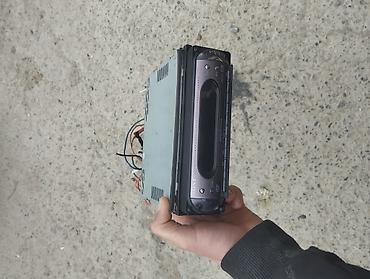 kamera sony: Sony avtomobil CD pleyeri - Marka: Sony - Ön paneldə disk yuvası — 1