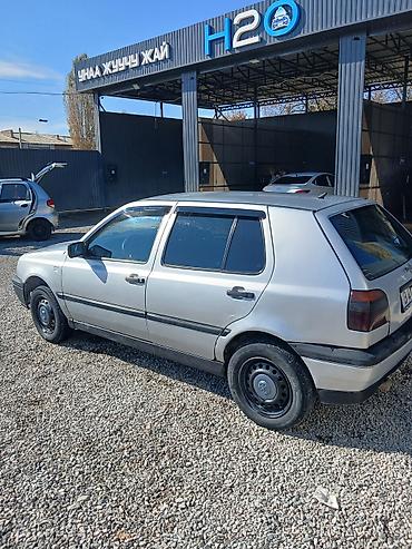 продажа подержанных авто: Volkswagen Golf: 1992 г., 1.8 л, Механика, Бензин, Седан — 5