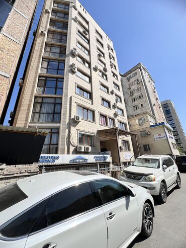 дом в центре: Сдаю Офис, 165 м², В жилом комплексе, 1 линия, С отдельным входом, С отдельным сан узлом