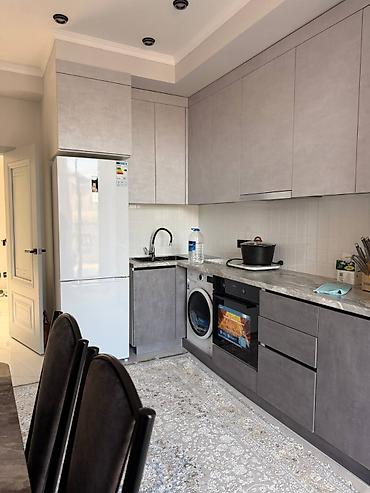 обмен в обе стороны: 2 комнаты, 77 м², Асанбай мкр Элитка, 13 этаж — 9