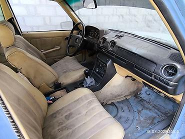 benz: Mercedes-Benz W123: 1984 г., Механика, Дизель, Седан — 4