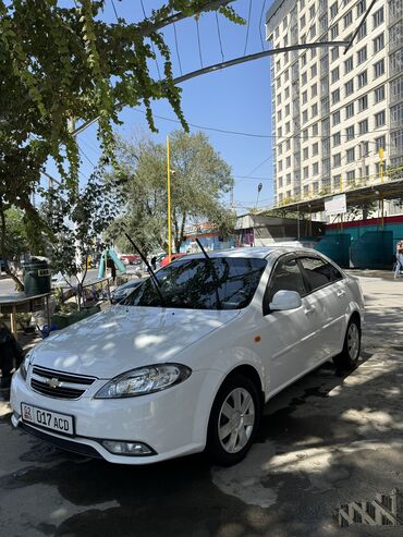 Daewoo: Daewoo Gentra: 2013 г., 1.4 л, Механика, Газ, Седан