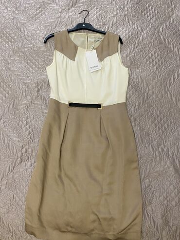 Dəstlər, kostyumlar: Qadın geyimləri dəsti 1) Qara bleizer - Marka: Koton - Yaxası — 9