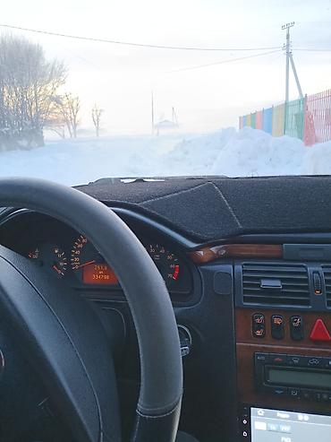 x class: Mercedes-Benz E-Class: 1999 г., 3.2 л, Автомат, Бензин, Седан — 2