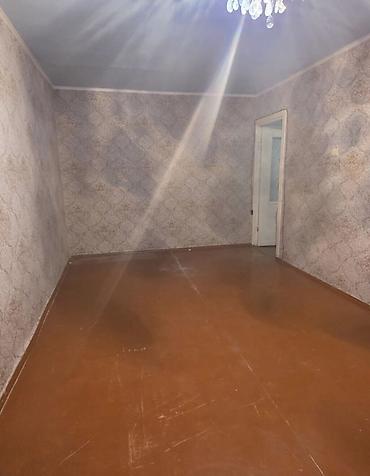 real estate: 2 комнаты, 45 м², 104 серия, 2 этаж, Старый ремонт — 1