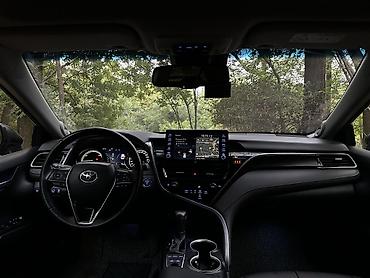 Toyota: Toyota Camry: 2021 г., Гибрид — 12