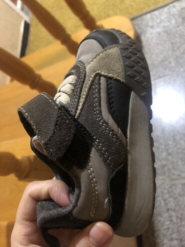 Dəstlər: Körpə geyim dəsti - 3 ədəd qalın, ayaqlı tulum: - Açıq mavi rəngdə — 21