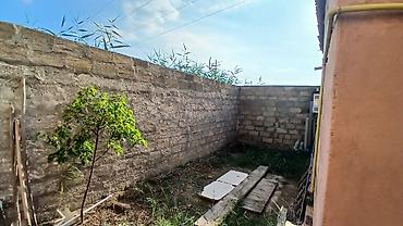 Продажа домов: 🏡 TƏCİLİ EV SATILIR! 📍 Ünvan: Bakı şəhəri, 2-ci Zabrat qəsəbəsi — 8