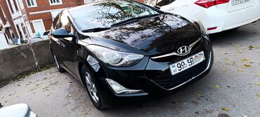 hunday ax35: Hyundai Elantra: 1.8 l | 2014 il Sedan