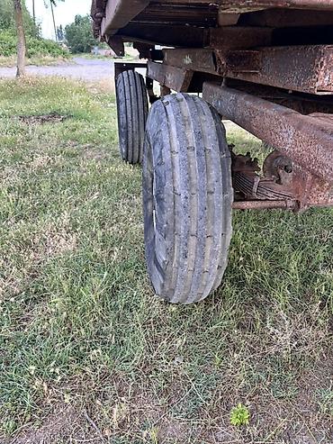 Lapetlər: Ikioxlu kənd təsərrüfatı qoşqusu - Traktor üçün qoşulan, iki oxlu yük — 5