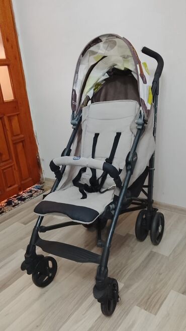 купить детскую коляску: Klassik gəzinti arabası, Chicco, İşlənmiş, Yaş: 30 ay, Ünvandan götürmə, Ödənişli çatdırılma