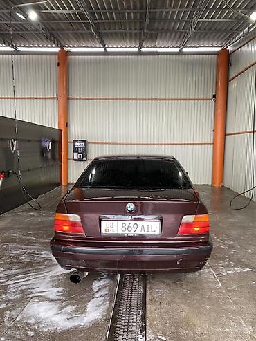 BMW: BMW 3 series: 1991 г., 1.8 л, Механика, Седан — 4