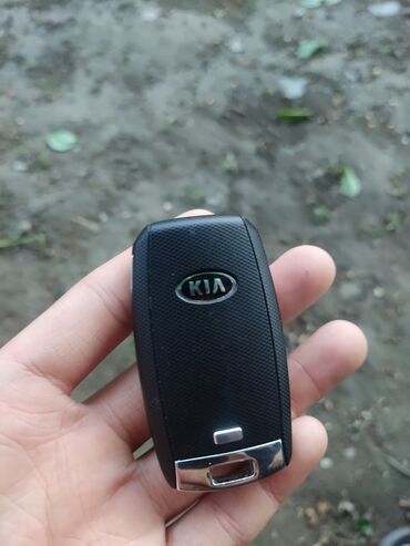 телешка для авто: Ключ для автомобиля KIA Sorento 9 на 4 кнопки 95440-C5000