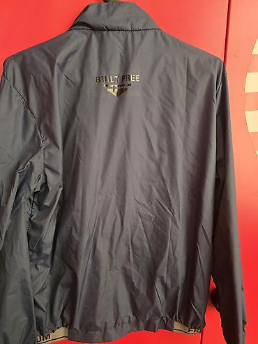 Kurtkalar: Məhsul: United Colors of Benetton kapüşonlu yüngül jaket her giymete — 8