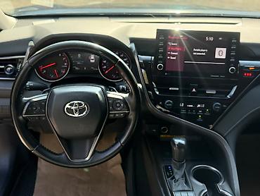 corolla 2018: Toyota Camry: 2021 г., 2.5 л, Бензин, Седан — 7