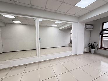 real sight: Сдается светлое помещение 30 м². 1 линия Доступ 24/7 Зал ожидания - — 2