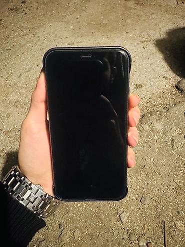 iphone r: IPhone 11, 64 GB, Qara, Face ID — 5