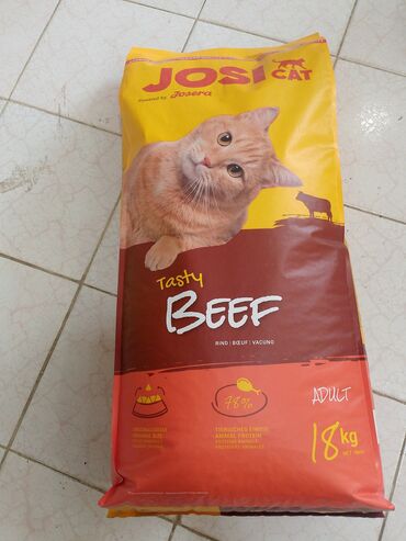 Корма: JosiCat markalı, yetkin pişiklər üçün nəzərdə tutulmuş, ləzzətli mal