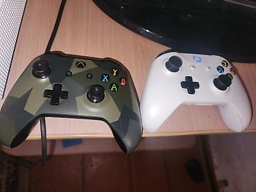 Xbox One: Срочно продаю xbox one s в отличном состоянии 2 жостика оригинальный — 2