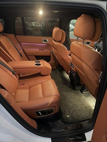 li 9 max: Lixiang L7: 2023 г., 1.5 л, Автомат, Гибрид, Кроссовер — 6