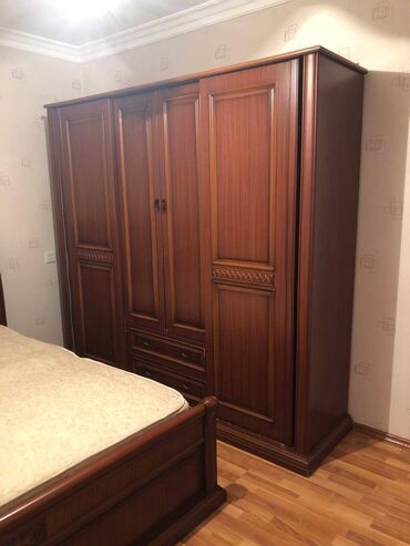 Uzunmüddətli kirayə mənzillər: Xətai rayonu Həzi Aslanov metrosunun yaxınlığında, 9 mertebeli binanın — 4