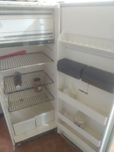 холодильниу: Холодильник Минск, Б/у, Однокамерный, 60 * 160 * 80
