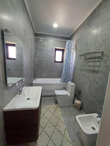 Продажа коттеджей и домов: Продается двухэтажный загородный дом с ухоженным двором и ландшафтным — 24